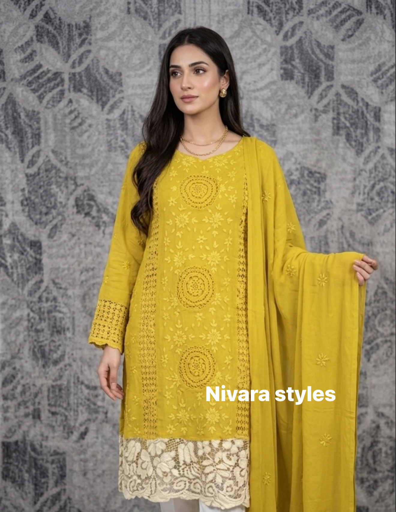Beautiful Jarjet 2 piece